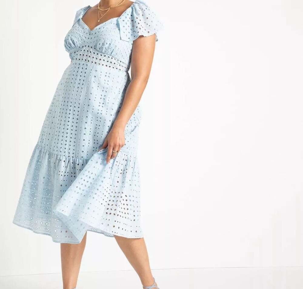 ELOQUII Light Blue Eyelet Easy Dress Size 16 - Picture 3 of 9